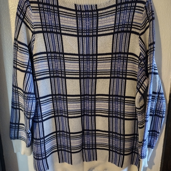 Knit sweater - Picture 2 of 7